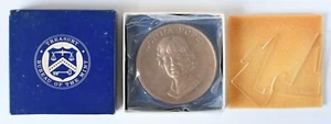 Donna Pope 3" (76mm) Bronze US Mint Medal (FACTORY SEALED) w/Box & Display Stand - Picture 1 of 6