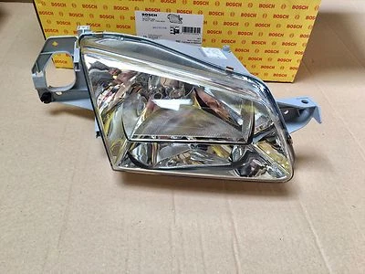 车头灯主光学前 MAZDA 323 F 右侧 BJ5P-51-030B — 第 1/3 张图片