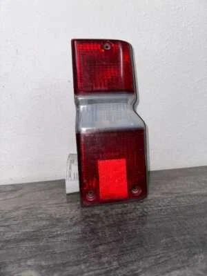 Lámpara trasera lateral derecha para pasajero Daihatsu Rocky 1990-1992 OEM Foto 1 de 4