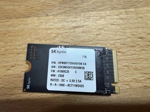 SK hynix BC711 1TB NVMe PCIe3.0x4 M.2 2242 SSD - Afbeelding 1 van 2