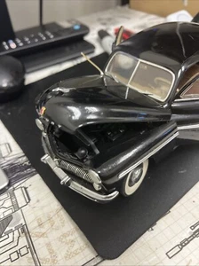 Danbury Mint 1949 Mercury Club Coupe 1:24 Scale Diecast Model Classic Car - Picture 1 of 21