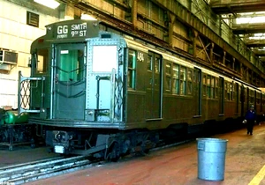 5x7 FARBFOTO NYC U-BAHN R-4 #484 INNEN 207 ST HAUPTGESCHÄFT 10. JULI 2008 - Bild 1 von 1