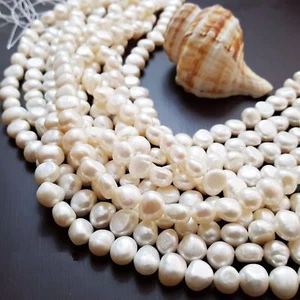 NELLYS Süßwasserperlen Nuggets Perlen weiß div. Größen Strang   - Bild 1 von 1