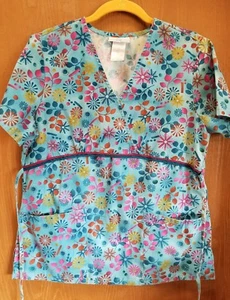 Top SB Scrubs S blu floreale manica corta cravatta dietro - Foto 1 di 12