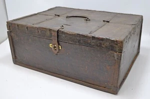 Coffre De Rangement En Bois Ancien Grand Original Ancien Fait Main - Bild 1 von 10