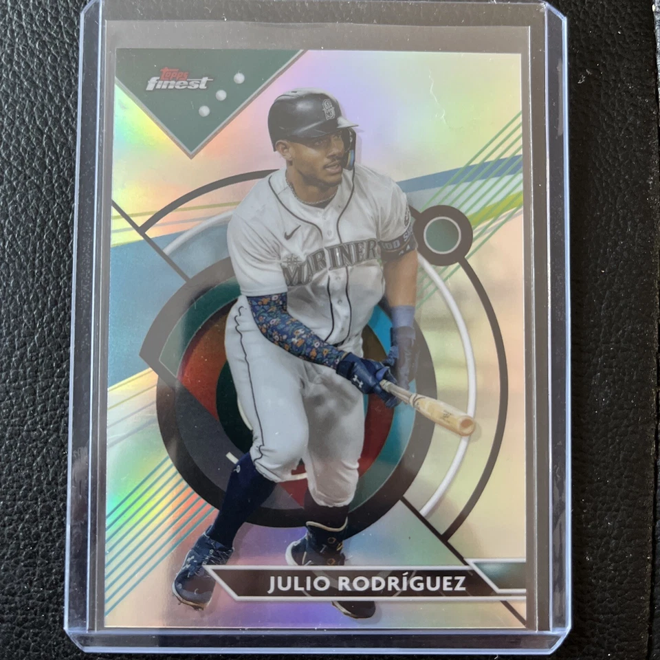 2023 Topps Finest Refractor Julio Rodriguez #91 Seattle Mariners - Image 1 of 2