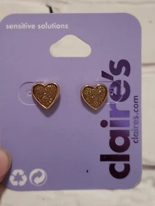 NWT Claire's Gold Glitter Heart Stud Post Back Pierced Earrings  - Picture 1 of 2