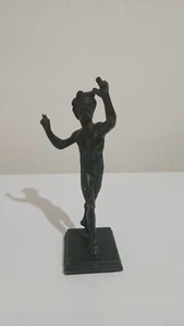 Antica statua in bronzo replica Fauno Danzante - Foto 1 di 8