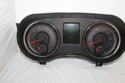 Cuadro de instrumentos velocímetro indicadores de panel Dodge Charger 2014 112.954 millas Foto 1 de 4
