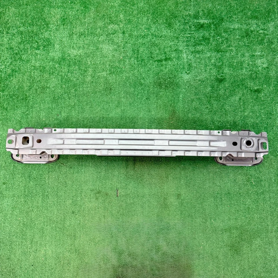 Barra de impacto de refuerzo para parachoques trasero Subaru Ascent 2019-2024 OEM Foto 1 de 4