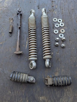 1979 YAMAHA GT80 REAR SHOCKS KICK STAND FOOT PEGS - Image 1 of 4