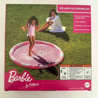 Barbie Splash Pad Sprinkler Rosa Tapete de Brincar Água Externo 64 Polegadas Diâmetro Mattel - Imagem 1 de 4