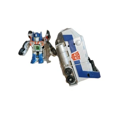Transformers Bot Shots Optimus prime Trailer Launcher Hasbro Tomy 2011 Mini Bot  - Image 1 of 4
