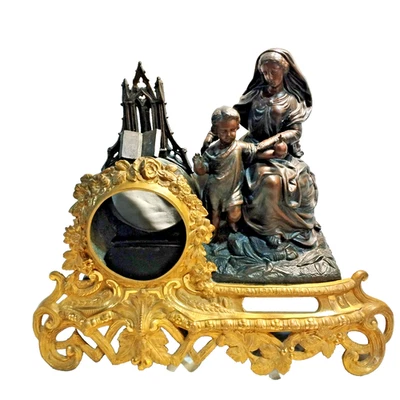 ancienne pendule en régule avec statue religieuse - Photo 1/4