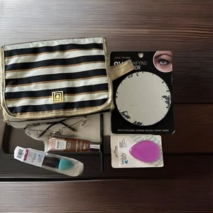 7 Pc Liz Claiborne Beauty Pocket Foldable Hanging Cosmetic Makeup Bag w/ Items - Picture 1 of 17