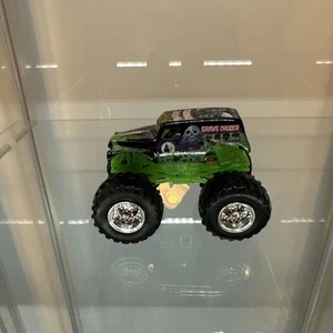 Hot Wheels Monster Jam Grave Digger 2016 Grim Reaper Top - Imagen 1 de 6