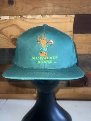 Gorra de baloncesto de la NBA Milwaukee Bucks de colección de los 80 color verde etiquetas de marca NBA Foto 1 de 4