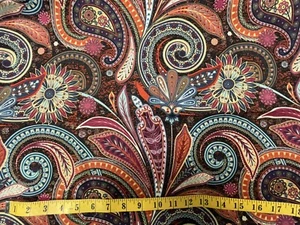 PRETTY PAISLEY PRINT 100% COTTON FABRIC - Picture 1 of 1