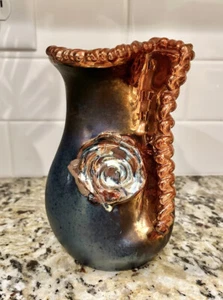 "Hermoso florero escultura de cobre metálico iridiscente Raku borde de cuentas de 7""" - Imagen 1 de 10