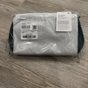 AUTHENTISCHE Green Bay Packers lululemon Everywhere Gürteltasche grün IN HAND - Bild 1 von 4