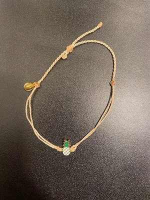 Pura Vida 多色编织可调节手链 带吊饰 6 件装 — 第 1/4 张图片