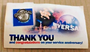 Pin premio Universal Company 5 años de servicio - Imagen 1 de 1