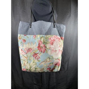 Handmade, one of a kind bag, created with vintage floral and grey fabric - Picture 1 of 6