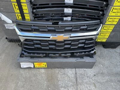Chevrolet Colorado 2021-22 exterior cromo brillante parrilla delantera OEM NUEVO 84896828 Foto 1 de 4