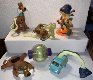 Scooby-doo Figures Alien Invaders Lot Of 6 Complete Glow-in-the-dark - Picture 1 of 7