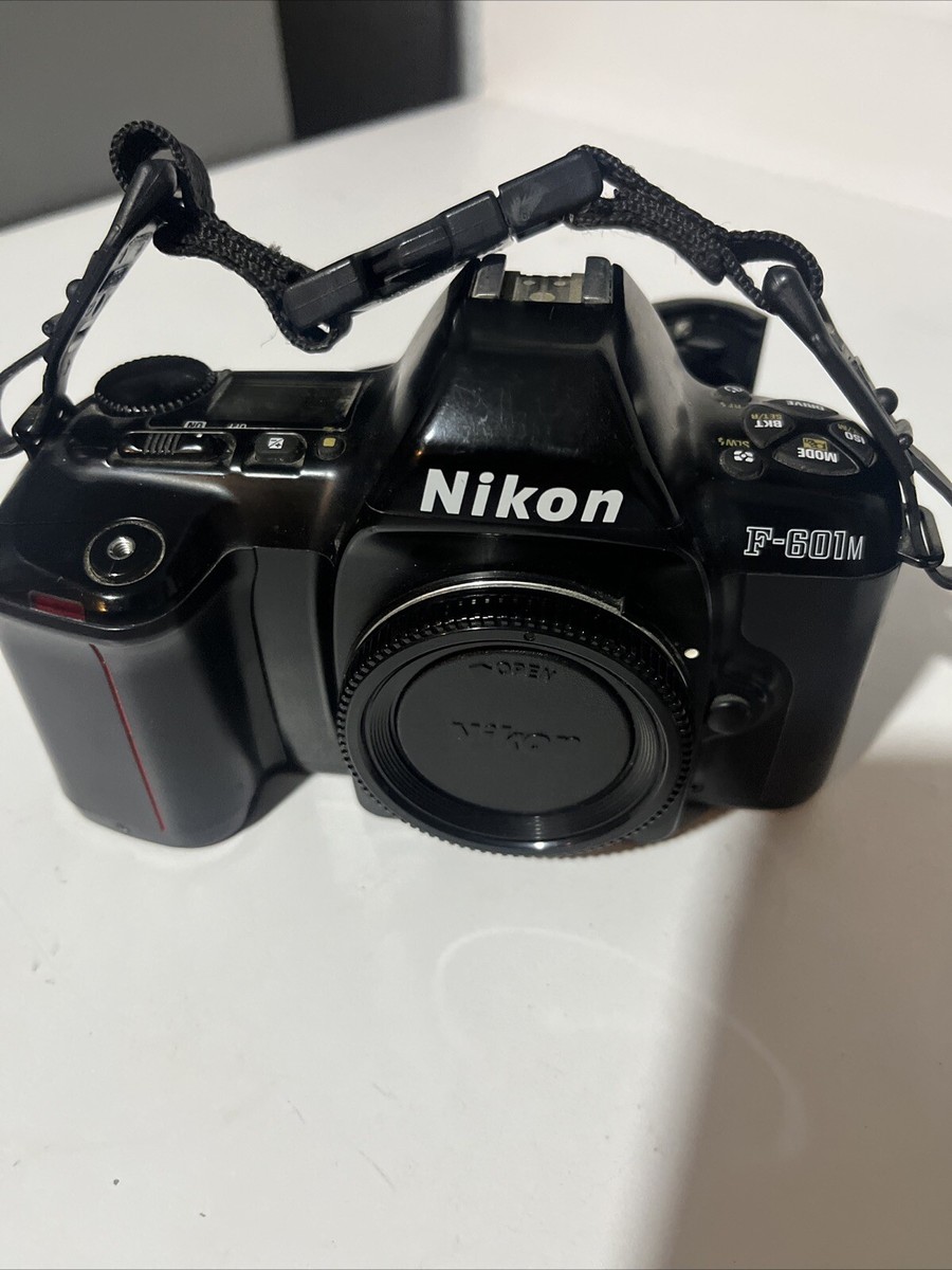 Nikon F-601 フィルムカメラ フルセット 美品 a2575 Nikon F-601 フィルムカメラ フルセット 美品 a2575