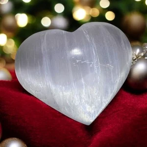 Talla de corazón de cristal de selenita (2) - Imagen 1 de 10