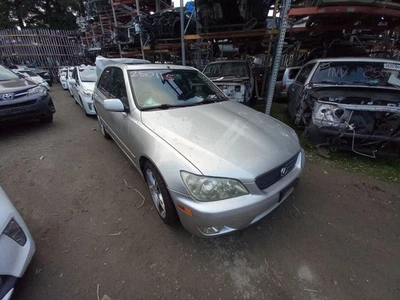 01 02 03 04 05 LEXUS IS300 AUTOMATIC TRANSMISSION Foto 1 de 2