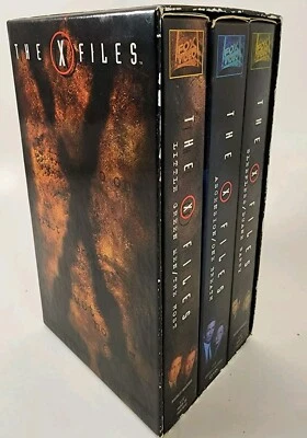 1996 Vintage The X-Files Season 2 3 VHS Tape Set  - Imagem 1 de 4