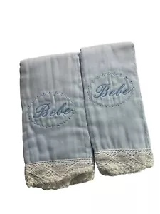 BEBE"" Juego de 2 Paños Bordados Azul Bebé Eructo Hechos a Mano Nuevos - Imagen 1 de 6