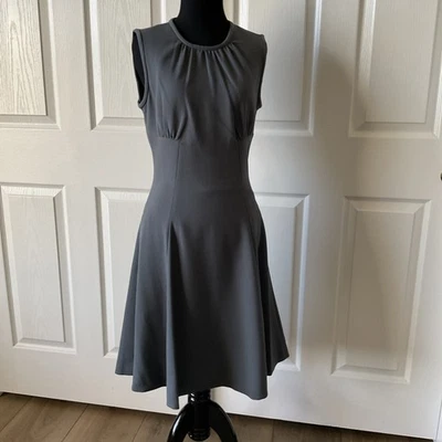 Vestido Kate Spade Cuarzo Ahumado Gris Costura Ajuste y Acampanado Talla 6 Foto 1 de 4