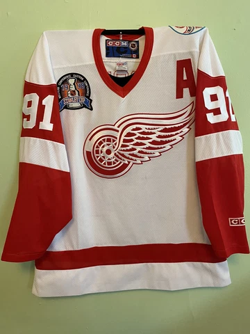 Sergei Fedorov Detroit Red Wings 1998 Stanley Cup Jersey CCM Large Cover