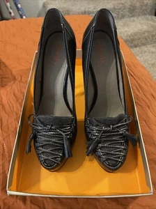 Levity Shoes Black leather 5in heels with tie tassels - Picture 1 of 8