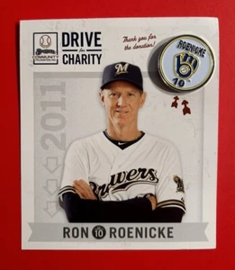 MILWAUKEE BREWERS RON ROENICKE Collector Manager Pin Baseball Card 2008 MLB SGA - Picture 1 of 2