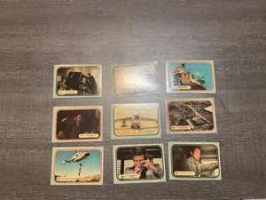 1975 Six Million Dollar Man Trading Cards Lot