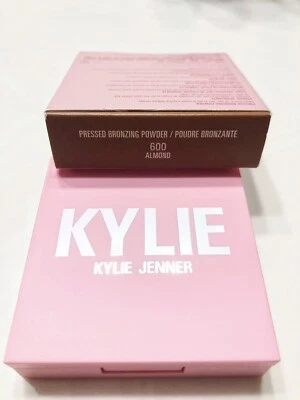 KYLIE JENNER COSMETICS: NWB- PRESSED BRONZING POWDER 600 ALMOND NEW 0.35 Oz/ 10g - Image 1 of 4