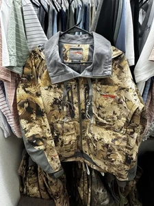 Sitka Gear Optifade Waterfowl Men's Delta Wading Jacket, Large - Marsh - Picture 1 of 3