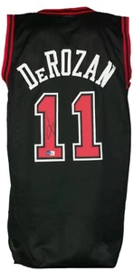 DeMar DeRozan Chicago Bulls Signed Jersey (Beckett) (CLEARANCE) - Picture 1 of 1