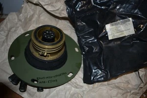 Faro 13214E2944 Conjunto Base NSN: 2590-01-189-6404 Earthmover M9 Nuevo  - Imagen 1 de 7