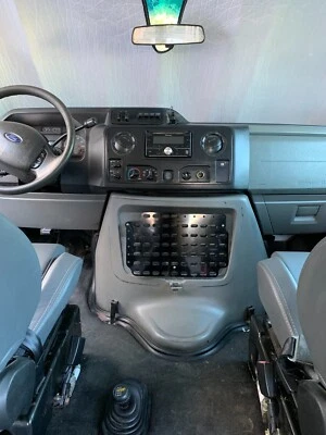 ЦЕНТРАЛЬНАЯ КОНСОЛЬ MOLLE ПАНЕЛЬ FORD ECONOLINE VAN 4x4 КРЕПЛЕНИЕ НА ЯЧЕЙКУ DOGHOUSE E350 E250  - Изображение 1 из 4