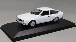 Minichamps Maxichamps Alfa Romeo Alfetta GTV in White 1976 940120121 1/43 NEW - Picture 1 of 3