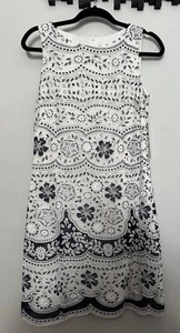 NWT Eliza J Lace Floral Navy & White Knee Dress Size 4 NEW - Picture 1 of 12