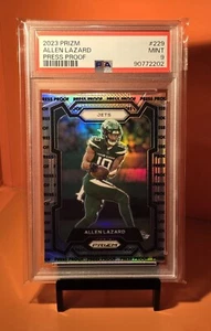 🟢⚪️🟢 2023 Panini Prizm ALLEN LAZARD #229 PRUEBA DE PRENSA PSA 9 NEW YORK JETS 🟢⚪️ - Imagen 1 de 3