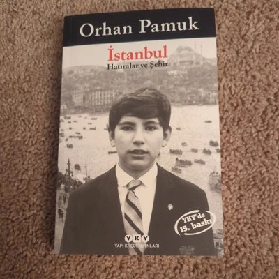 Istanbul: Hatiralar ve Sehir, Orhan Pamuk - Image 1 of 4