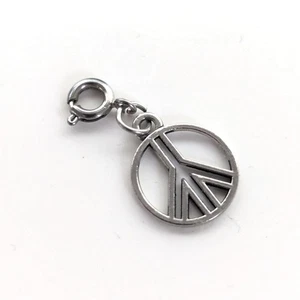 Bracciale Vintage Tono Argento Lavoro Aperto Boho Segno Pace Molla Anello Chiusura Charm - Foto 1 di 3