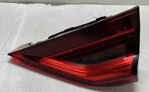 STOP FANALE FANALINO POSTERIORE INTERNO DESTRO DX A LED AUDI A1 - Foto 1 di 12